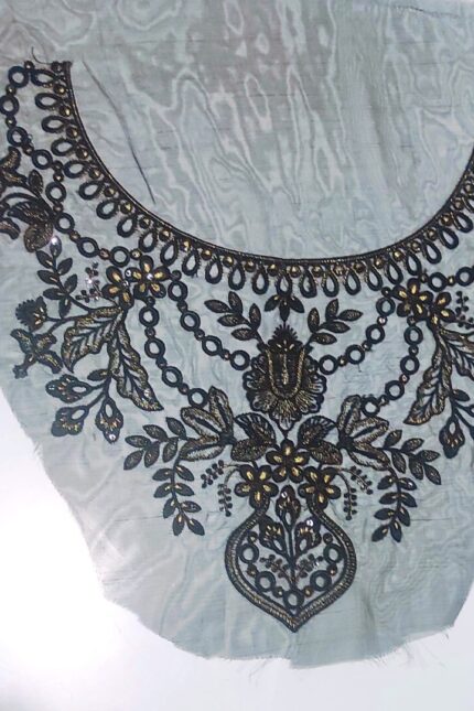 Noor Al Mira Neckline (black&tilla)