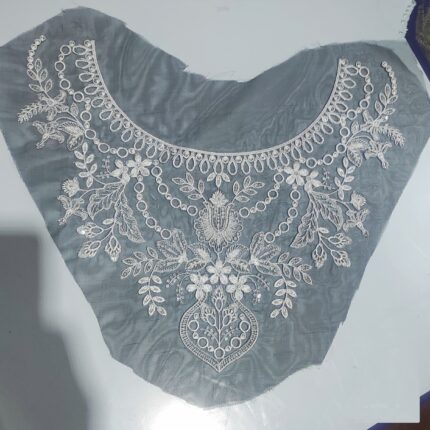 Noor Al Mira Neckline (white)